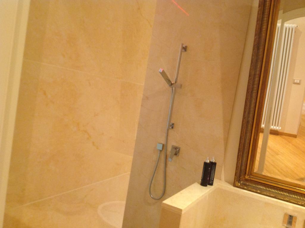 Matris Apartment Специя Экстерьер фото